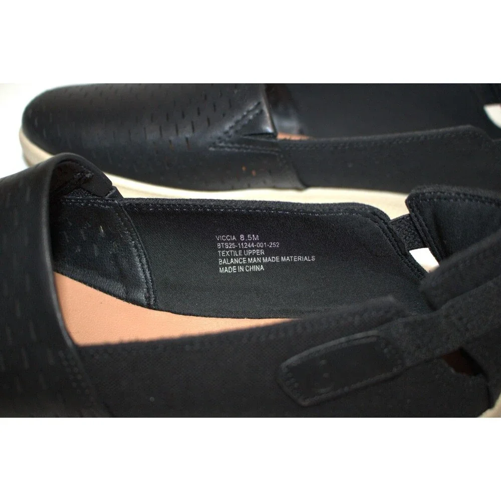 Baretraps Viccia Size 8.5 Women's Casual‎ Black Flats NIB